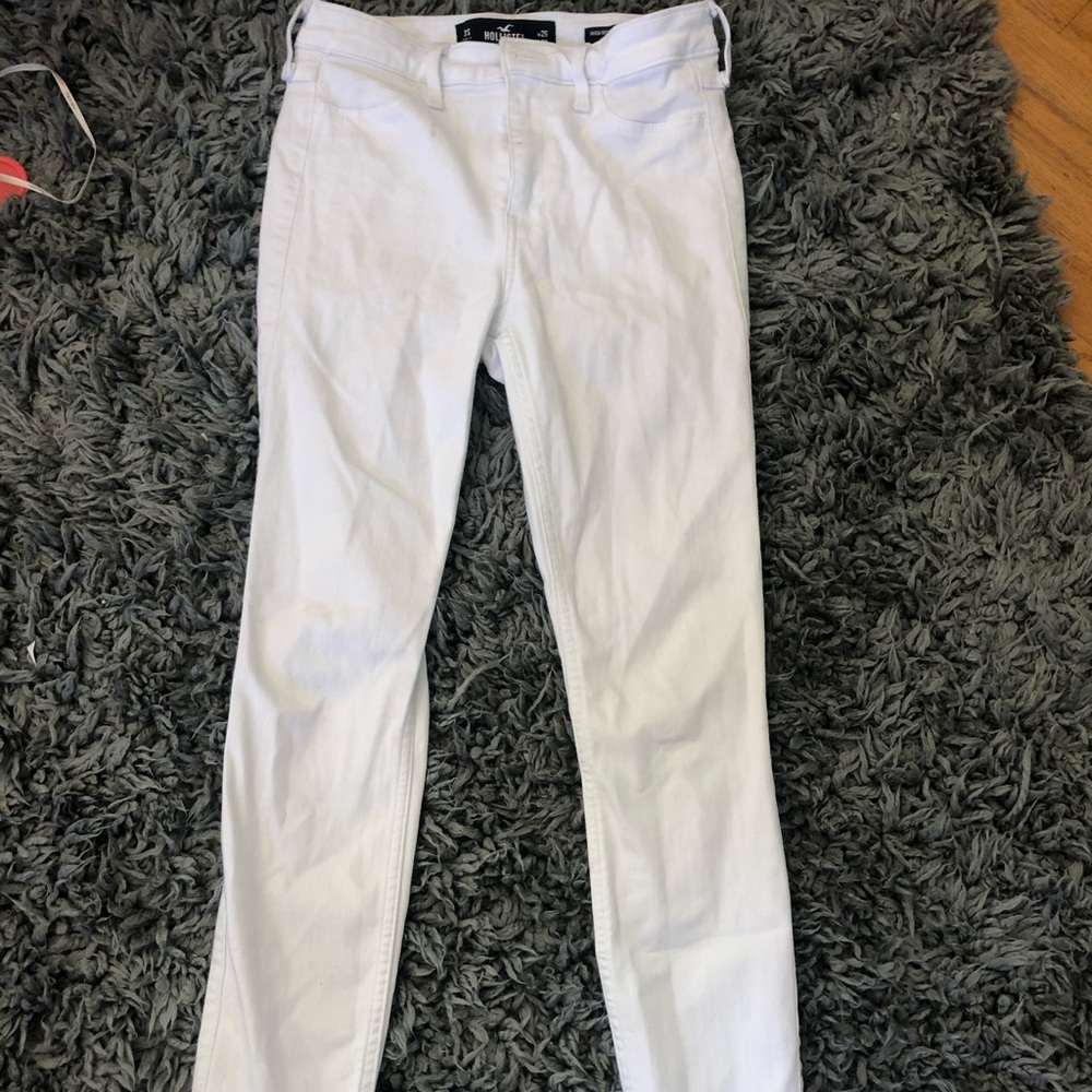 White Hollister skinny jeans